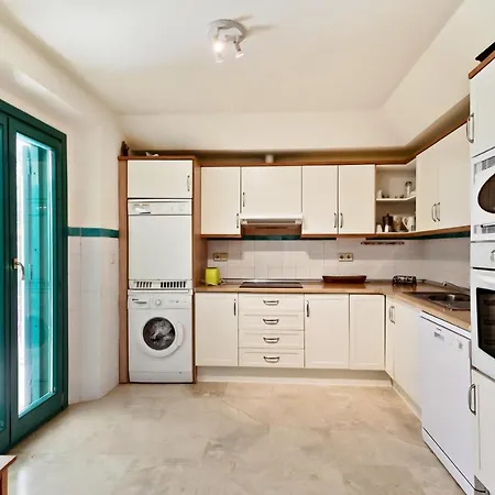 Holiday home Adosado En Ribera Del Emperador *